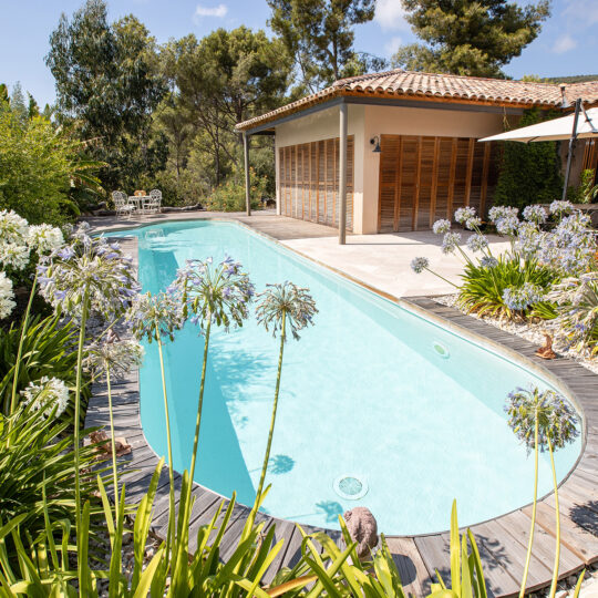 piscine en kit couloir de nage ovale