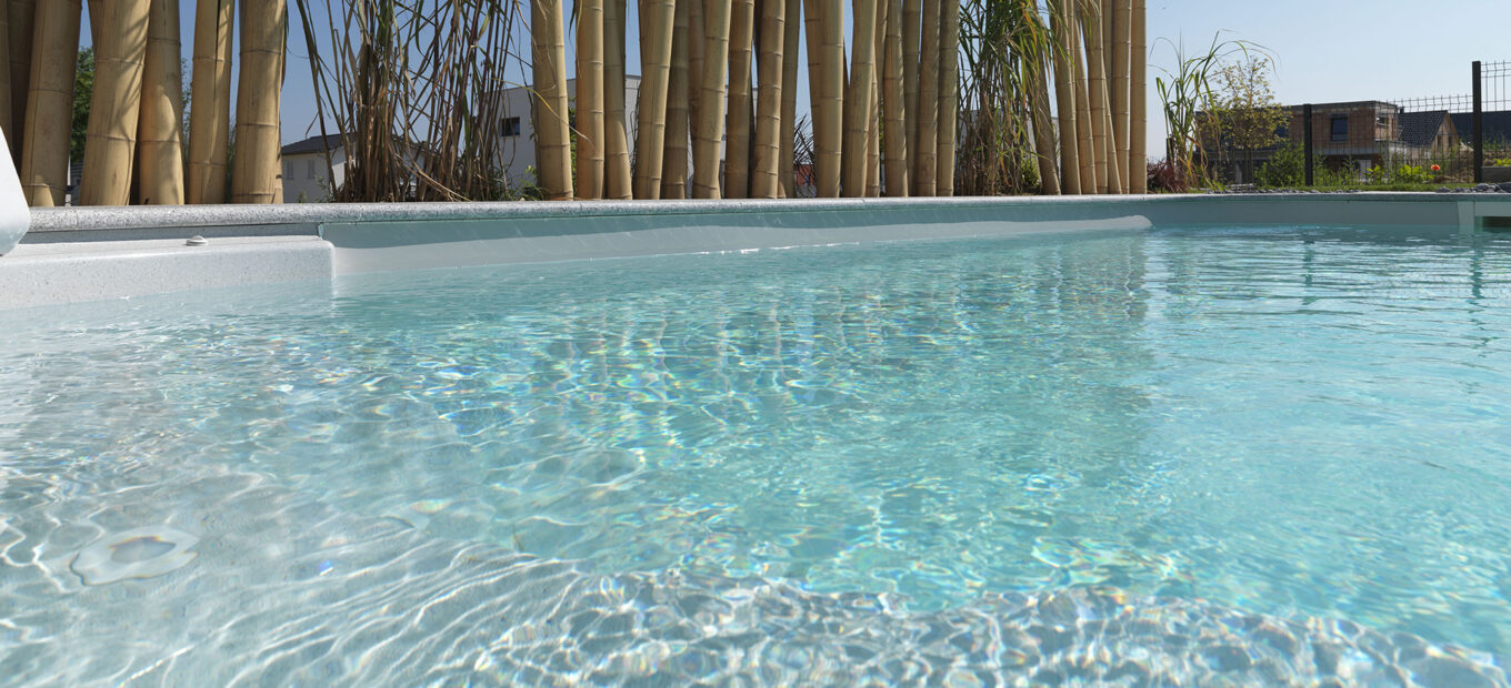 Piscine avec liner gris