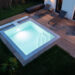 Mini piscine rectangle de nuit