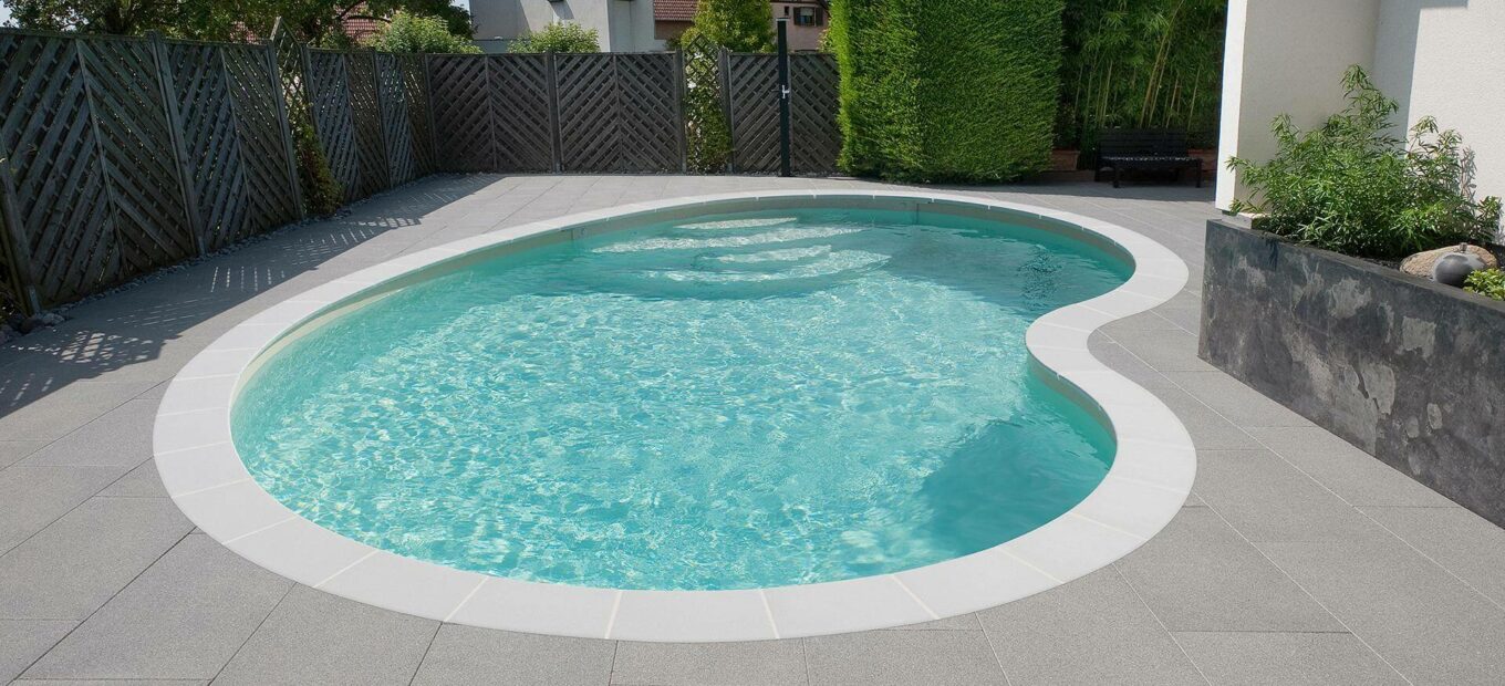 piscine familiale 7 x 4 margelles