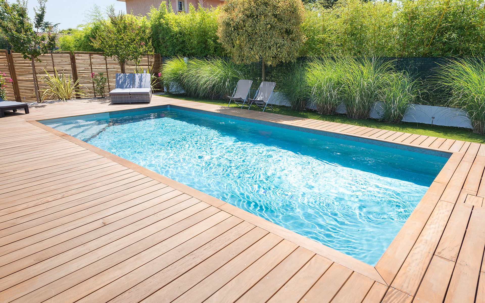 Piscine enterrée : comment réussir le nettoyage de la coque