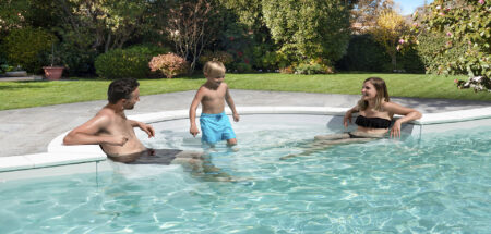 Choisir son escalier de piscine enterrée - quels critères ?