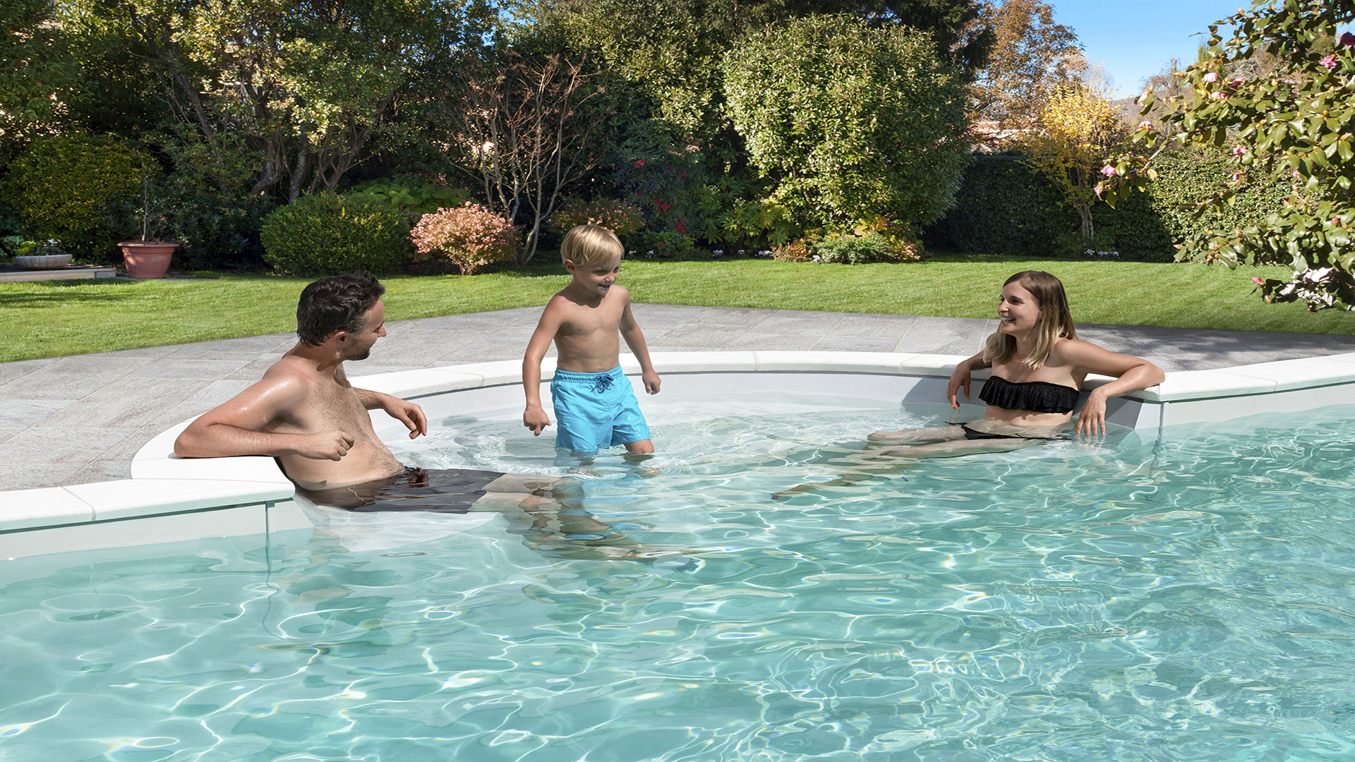 Jeux de piscine : idées originales pour enfants - Piscine Shop