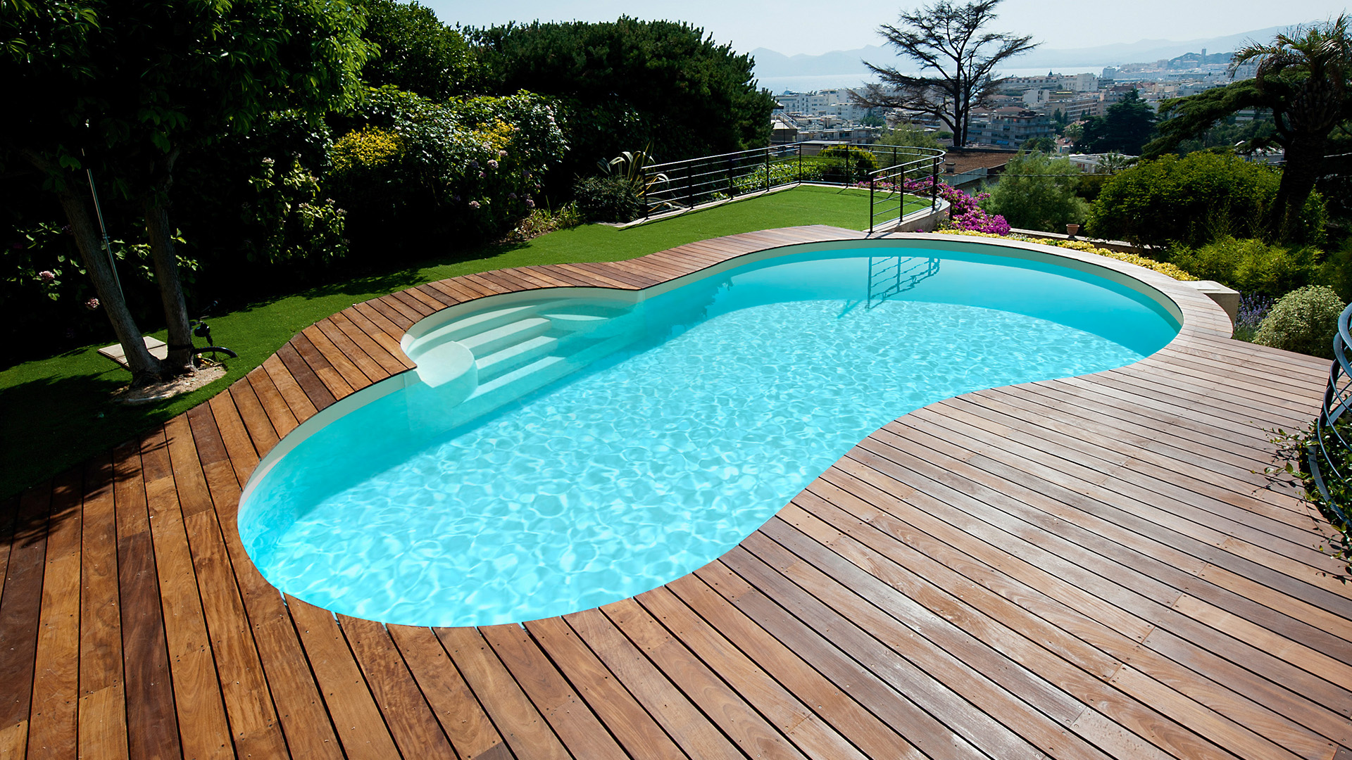 Piscine Madeleine - escalier Welcome
