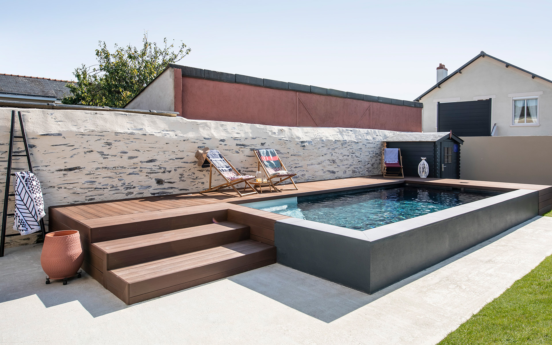 Piscine hors-sol : comment bien la choisir ?