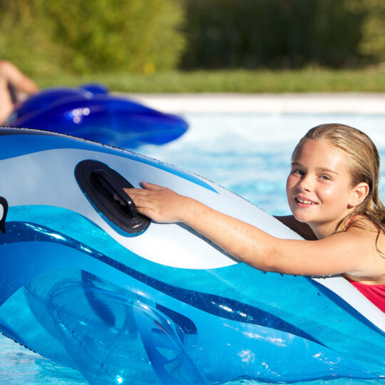 Choisir une piscine rectangulaire