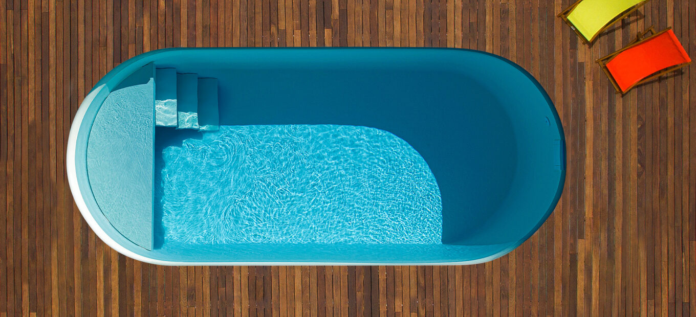 piscine ovale étroite