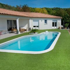 como instalar una piscina en un terreno inclinado