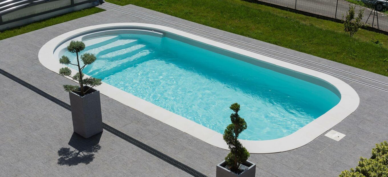 comprar una piscina rectangular con cubierta de piscina