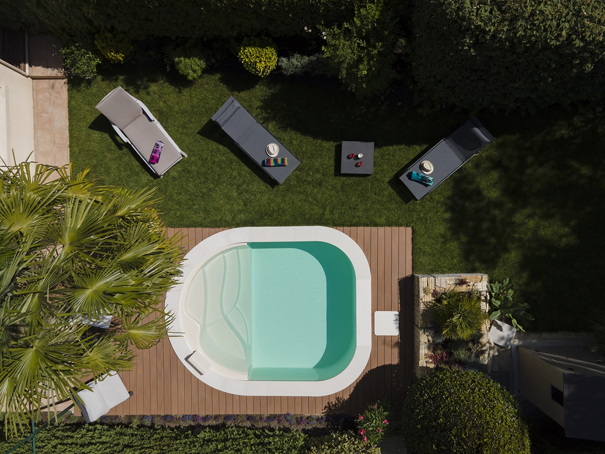 taille terrain piscine