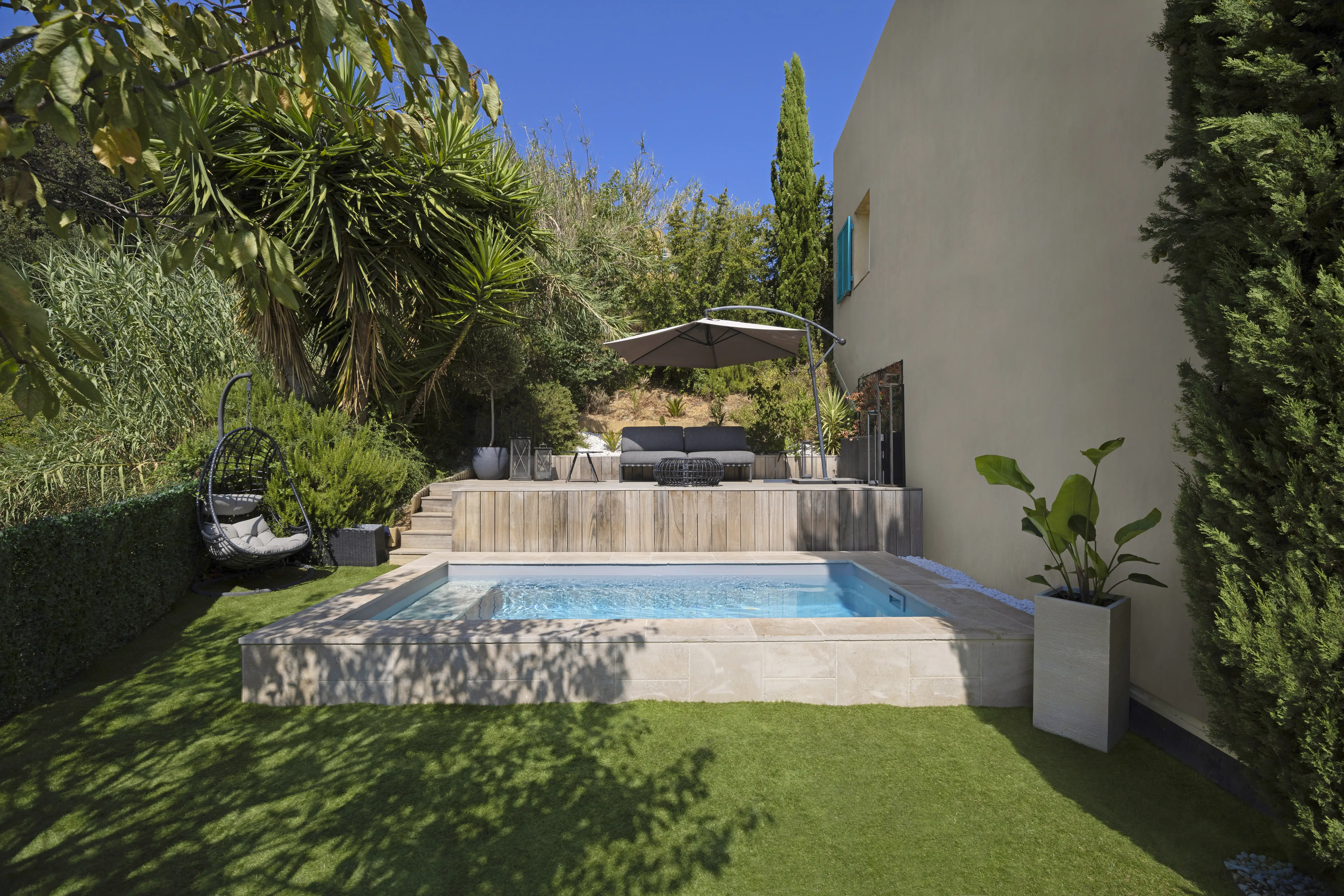 piscine rectangle semi enterrée