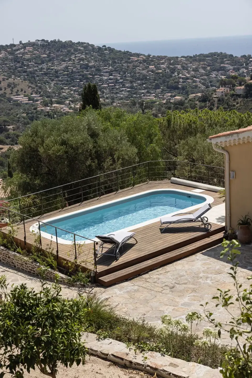 Avantages piscine coque et piscine kit