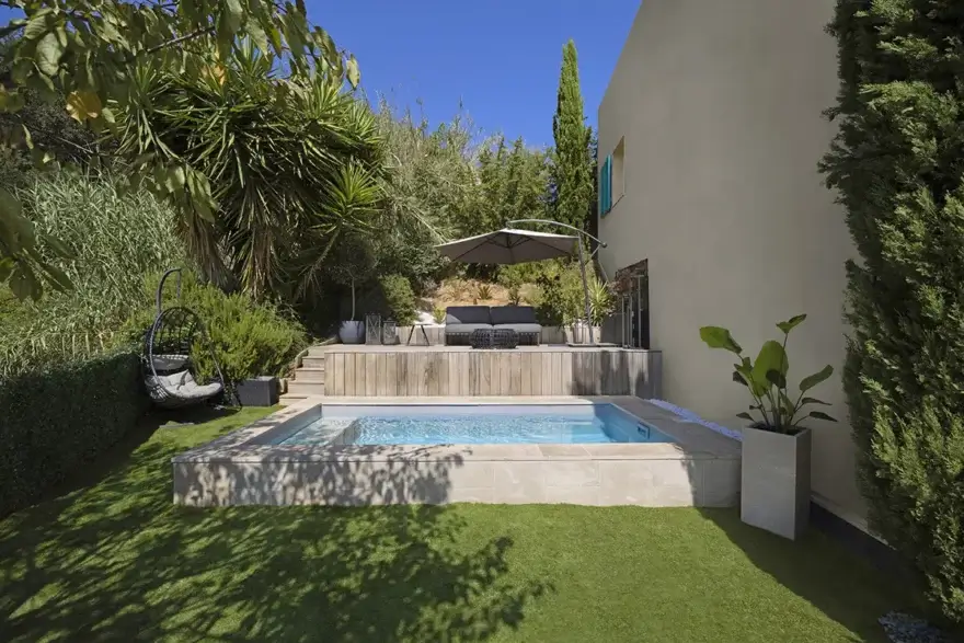 piscine rectangle semi enterrée