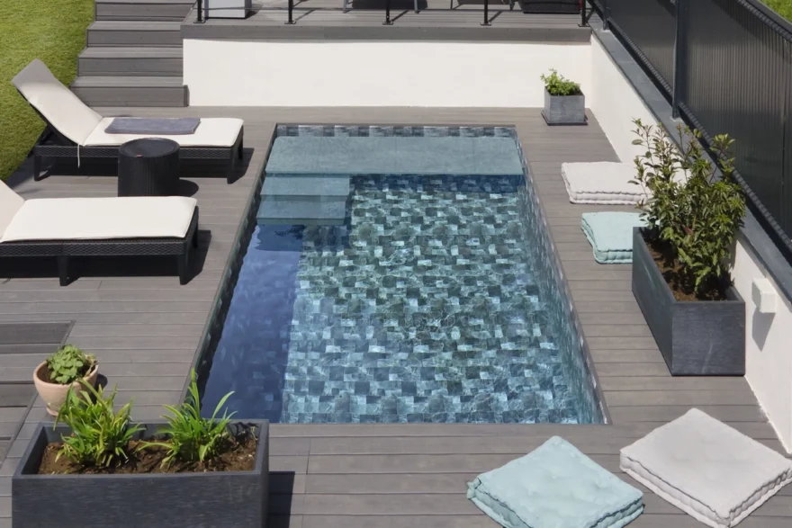 mini piscine rectangle plage immergée