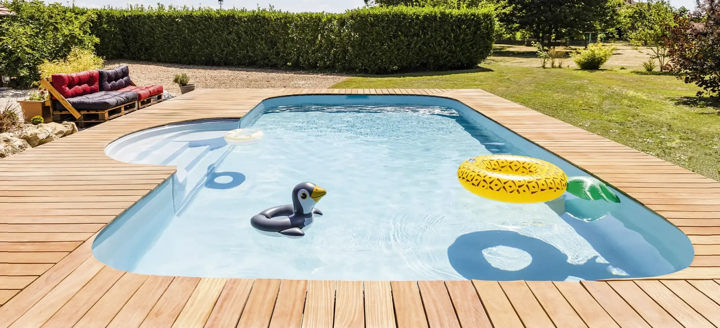 Waterair Rechteck Holzterrasse