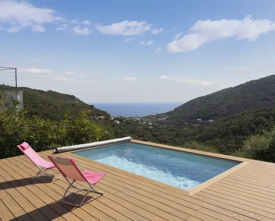 piscine rectangle terrasse bois