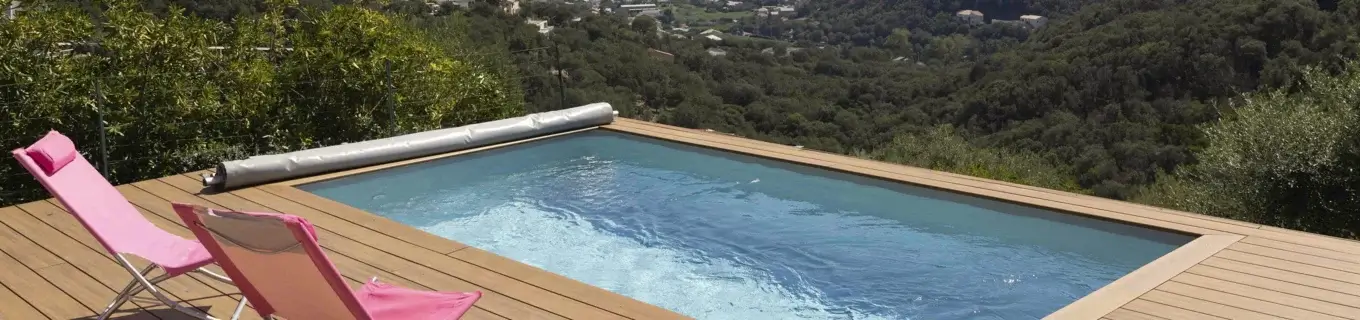 piscine rectangle pente plage bois