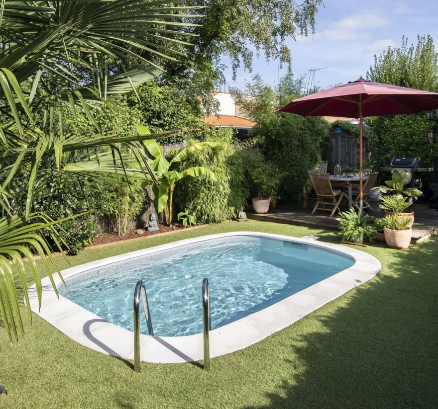 Romy mini piscine échelle margelles stone v2