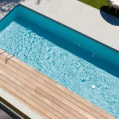 piscine slim rectangulaire