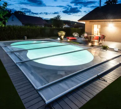 comprar una cubierta para piscina ovalada