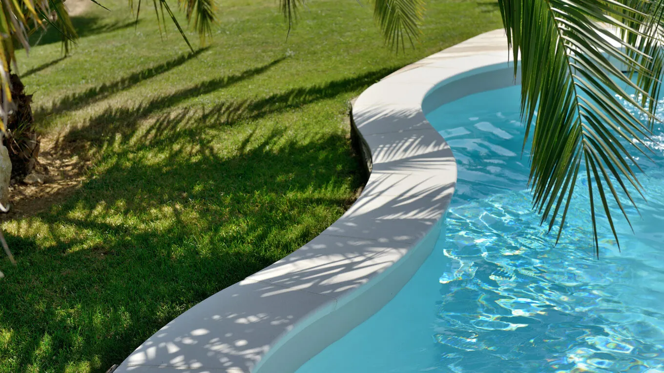 Margelles de piscines enterrées