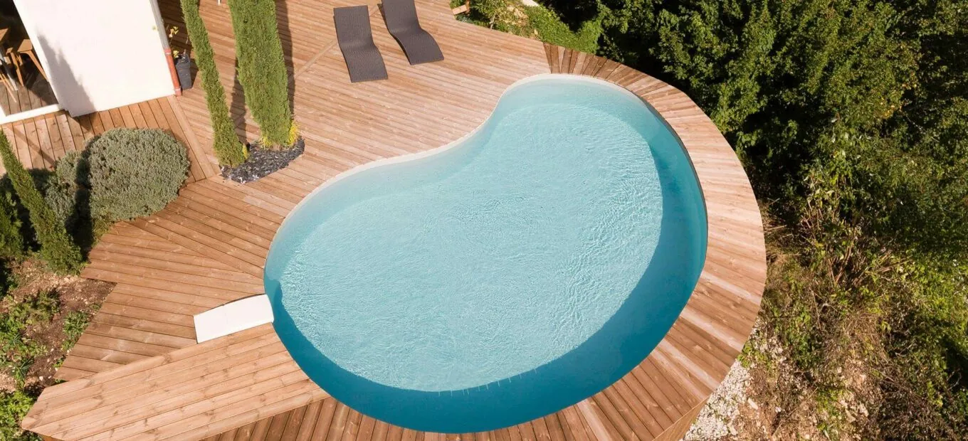 piscine terrain en pente