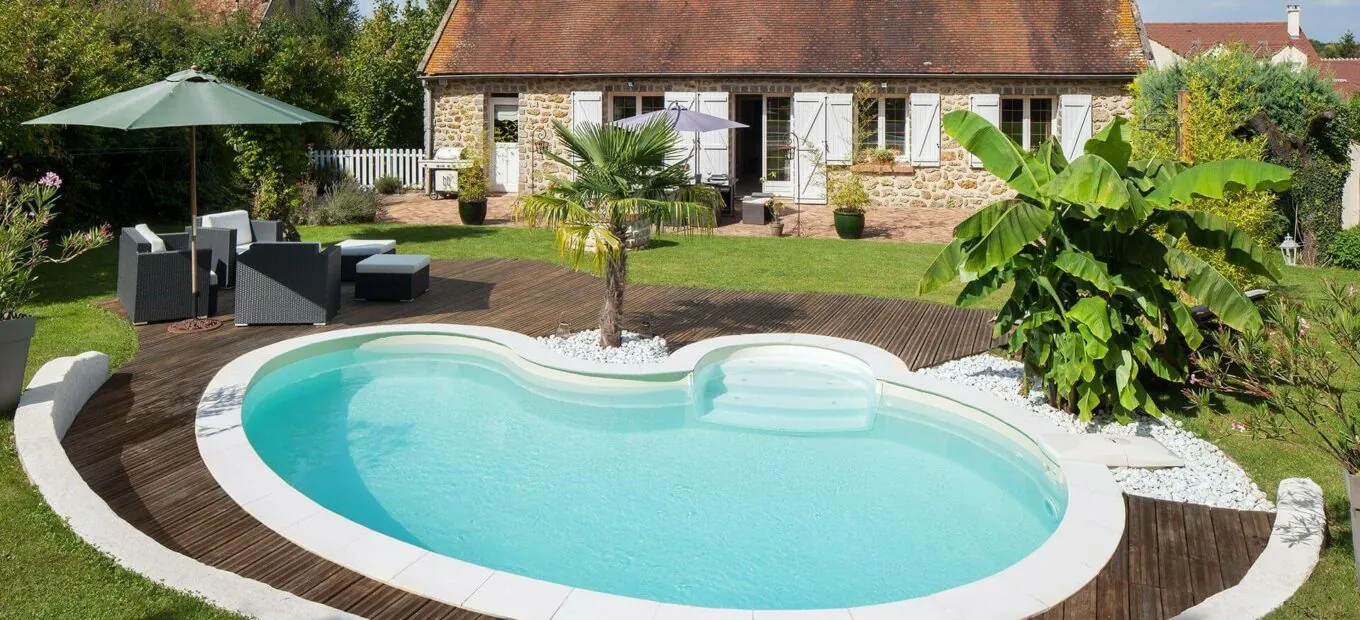 ambiance piscine jardin