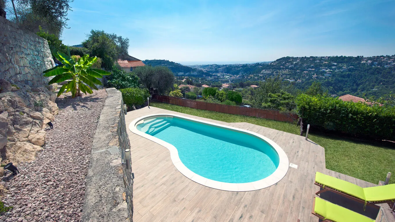 Grande piscine ronde