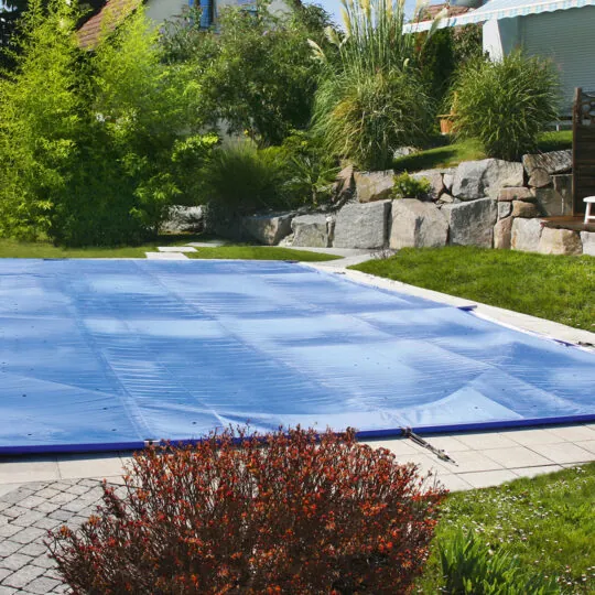 Couverture de Piscine Solaire Multi-Usages Solae Waterair®