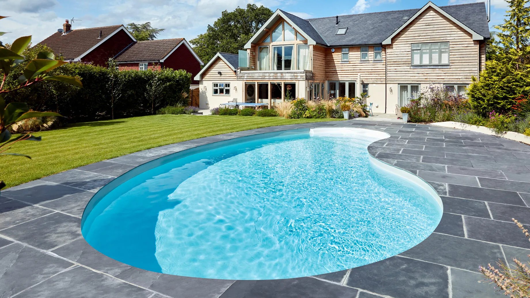 Mirror pool. Build swimming pool.