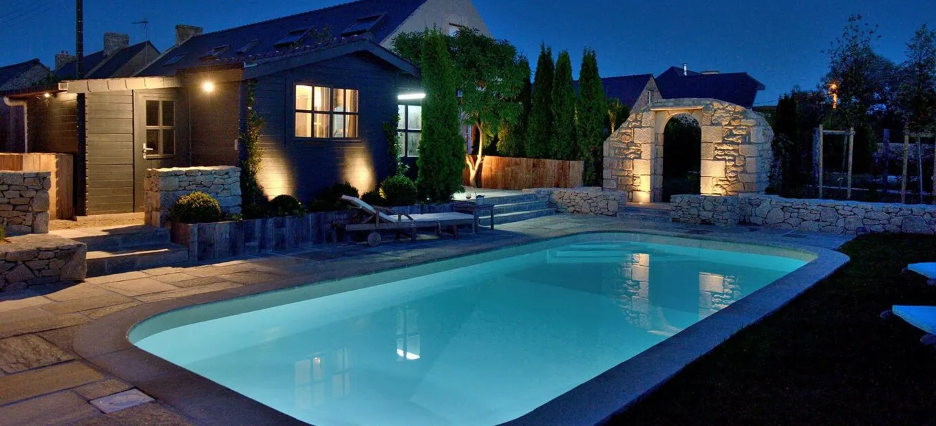 comprar una piscina rectangular con sistema de iluminación led