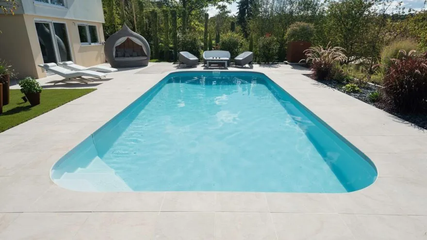 piscina rectangular grande fácil de instalar