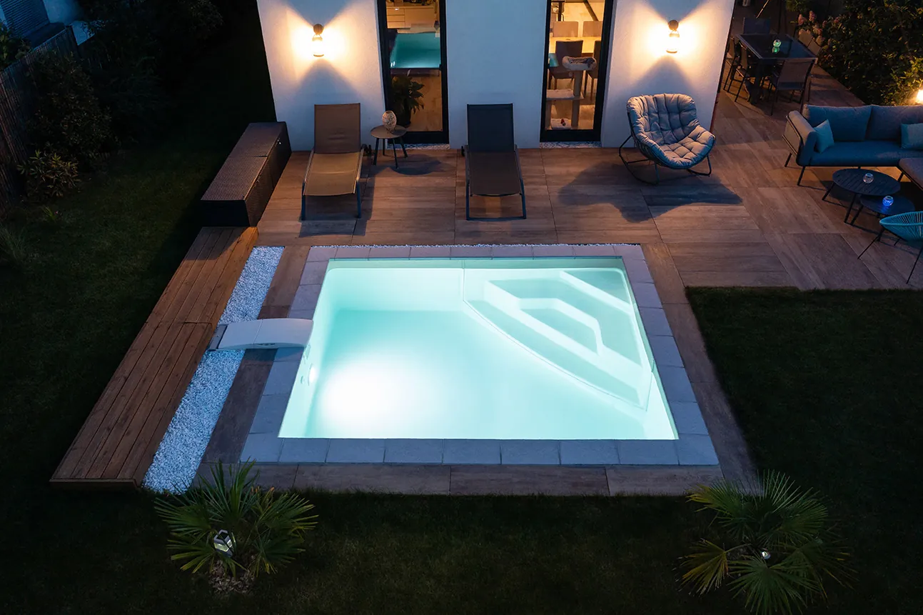 mini piscina quadrata 3x3