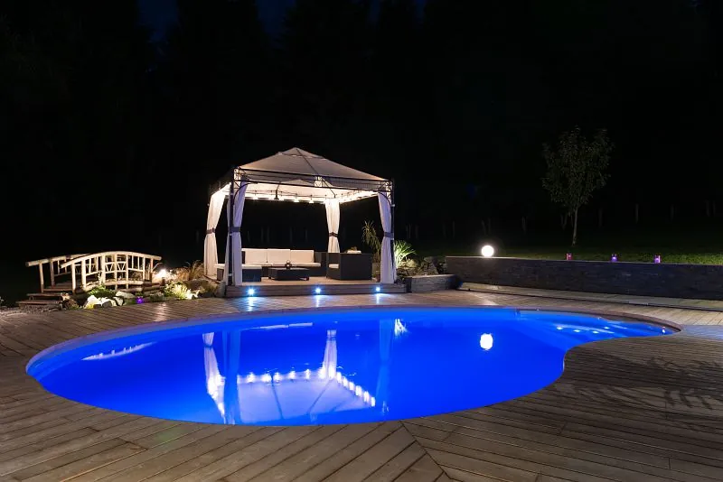 piscina a fagiolo 20m2